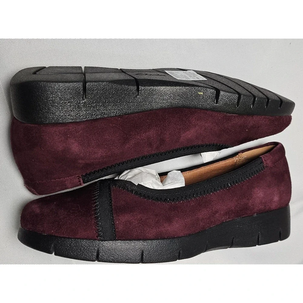 Clarks‎ Daelyn Hill Aubergine Suede Slip On Ballet Flats Women's 6W NIB